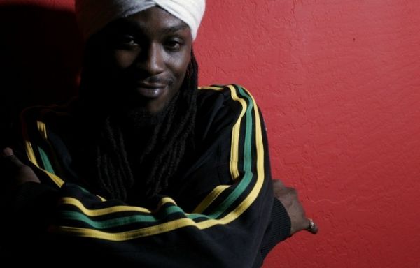 The ill Wire Featured Artist of The WeeK: Intimate Exposure With Nyhtee