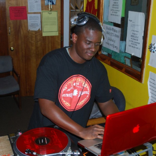 The Remix (11-24-12) - DJ Yogi, Big Dee, and Rocky