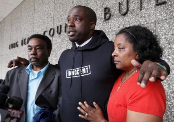 Sports: Cleared of Rape Charges, Former High School Football Star Still Pursuing NFL Dream (Video)