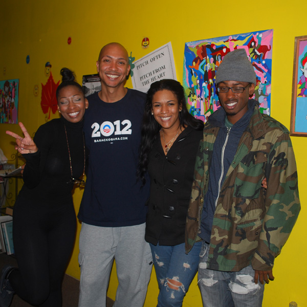 The Remix (11-10-12) - Rocky and Izzy