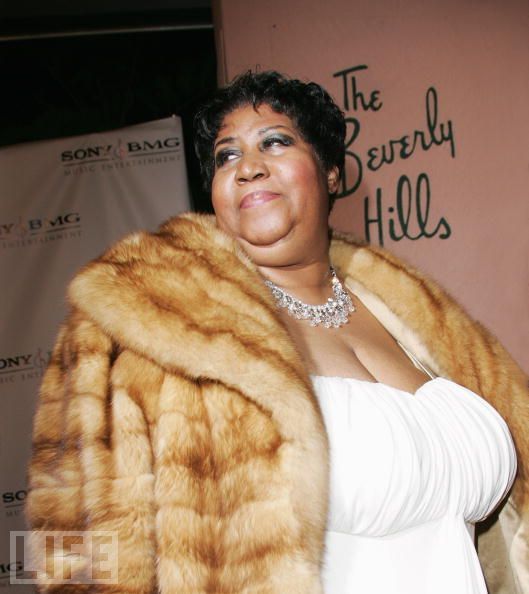 Grammys Pays Tribute To ARETHA FRANKLIN