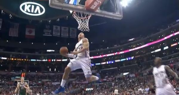 Slam Dunks: Jamal Crawford's Between-The-Legs Alley-Oop To Blake Griffin (Video)