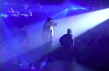 Rare Footage: The Notorious B.I.G. Performing On Stage In London