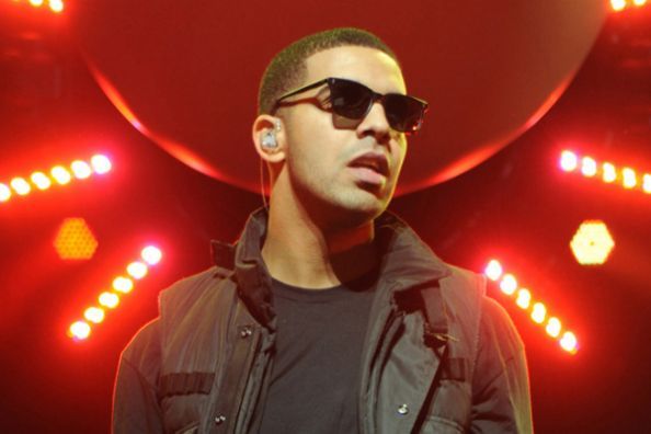 Drake - "5am In Toronto" (video)