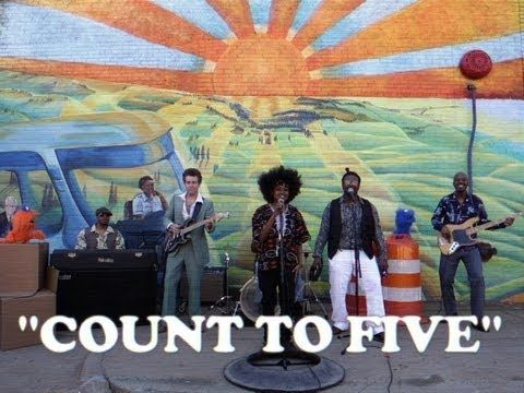 R&B/Soul: Zo! - "Count To Five" feat. Gwen Bunn x Phonte (Video)