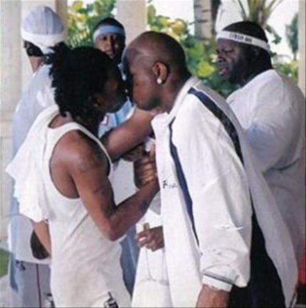 LIL WAYNE Pleads To Drug Charge; Will Stay "On The Block"