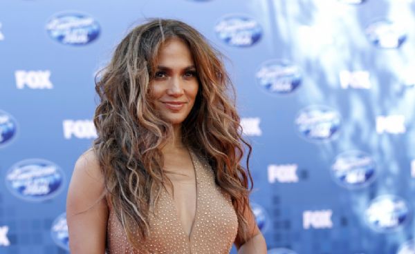 J-Lo Undecided On Second Seaon On 'American Idol'