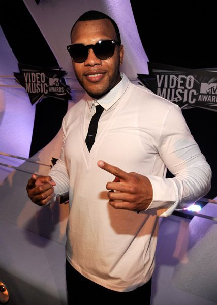 Tribute To Michael Jackson by FLO RIDA