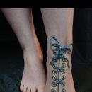How awesome is this foot tattoo?