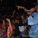 Wale Controlling The Crowd