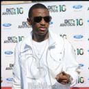 Rapper Fabolous on the red carpet at the 2010 BET Awards
