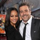 Zoe Saldana and Jeffrey Dean Morgan @ 'Losers' Red Carpet Premiere