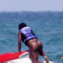 Serena Williams enjoys the water!
