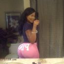 Deelishis rocking the pinks...showing off the booty