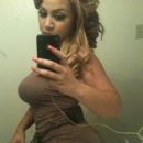 Nice booty but please clean the mirror first
