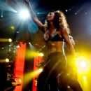 Chilli performing