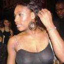 Serena Williams...peek-a-boo!