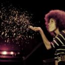 ESPERANZA SPALDING - "Black Gold" [VIDEO]
