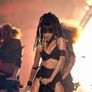 Rihanna performing on the 2012 'American Idol' finale