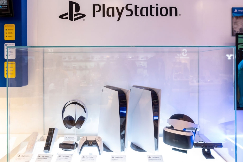 HHW Gaming: GameStop Announces Two New PS5 Bundles Arriving Friday