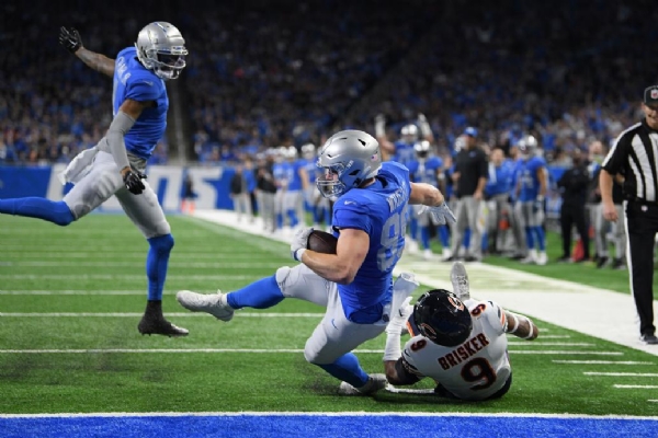 Bears Lose to Lions, 41-10