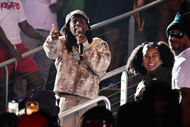 Kai Cenat Reveals Kanye West DM'd Him To End Their Beef
