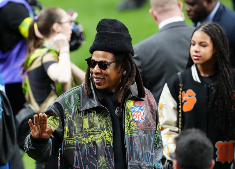 Jay-Z's Alleged Son Passionately Pleads With The Rapper To Take A Paternity Test