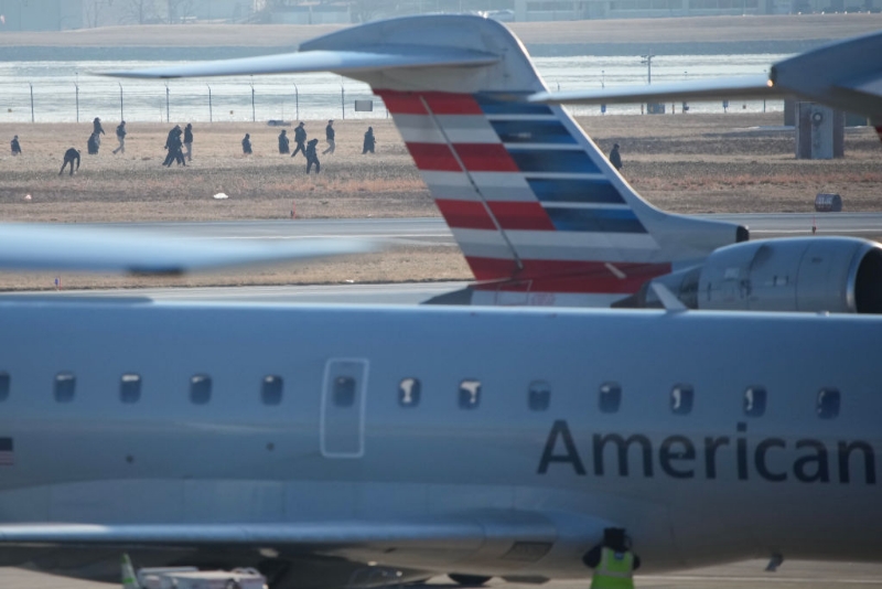 D.C. Plane Crash: 'No Survivors' Say Authorities, 28 Bodies Pulled From Potomac River