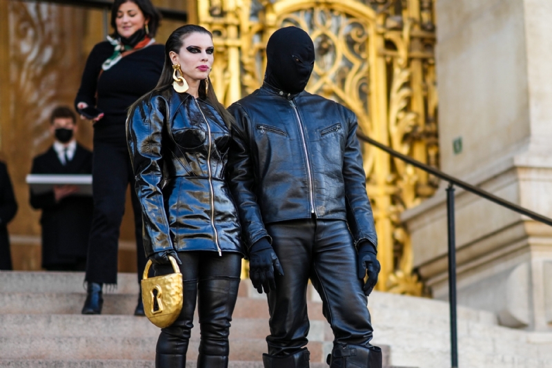 Julia Fox Explains Why She Regrets Dating Kanye West "So Much"