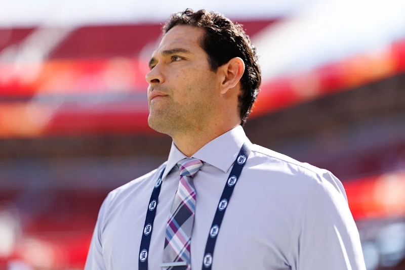 Mark Sanchez, former NFL QB and current Fox analyst, in stable condition after being stabbed in Indi