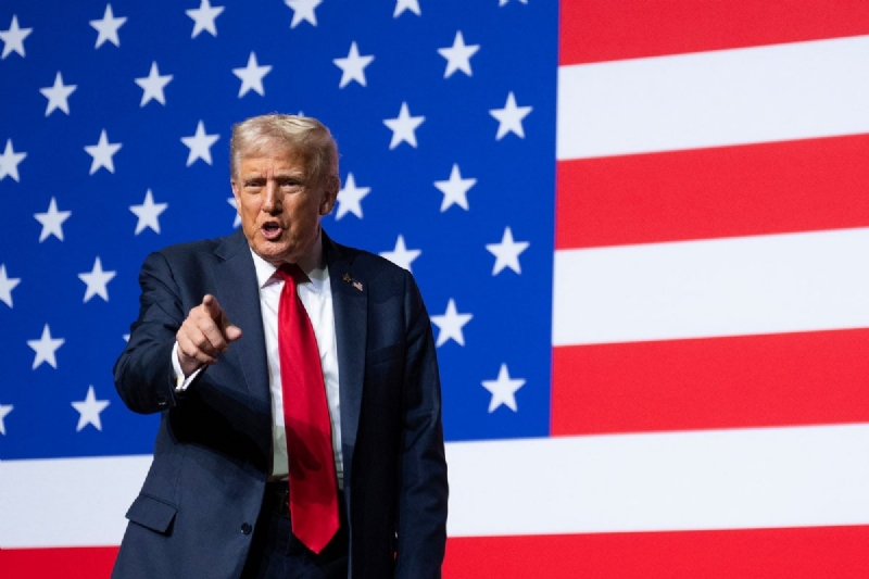 Trump being blamed more than Dems for government shutdown, early polling finds
