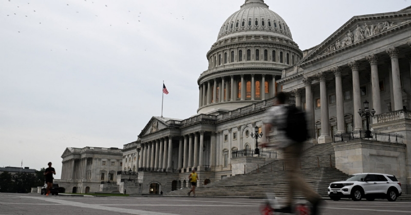 Another deadline in US shutdown: Will troops get paychecks on October 15?