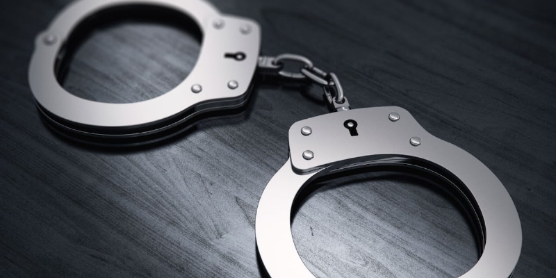 Teen charged for 27 car break-ins at northwest Atlanta apartment complex, police say
