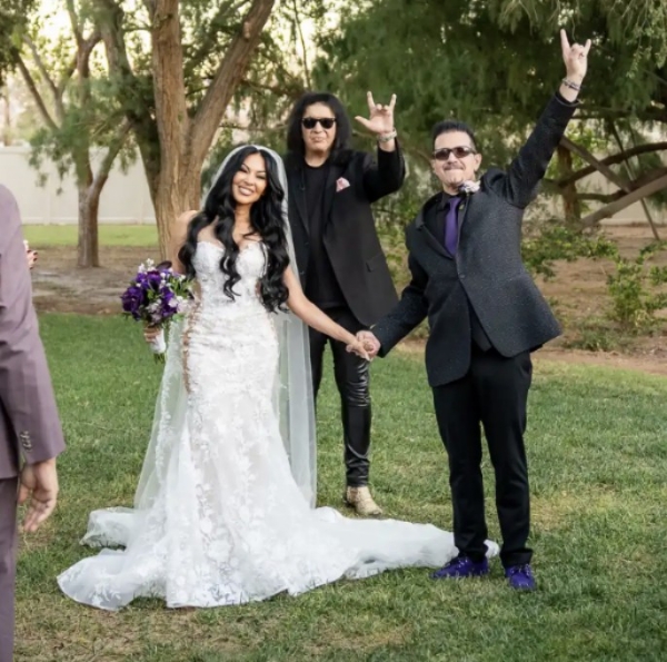 Gene Simmons Officiates Wedding Of Anthrax's Charlie Benante And Carla Harvey