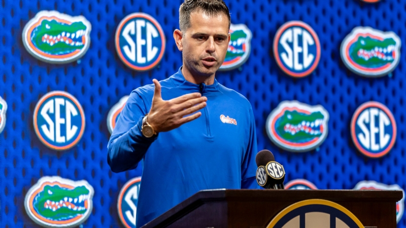 Florida men's and women's basketball take center stage at SEC Tipoff. See the photos