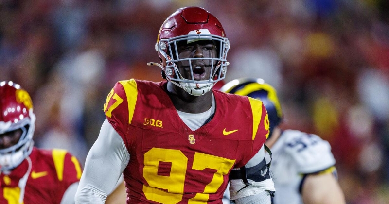 USC football vs. Notre Dame live updates, how to watch and start time
