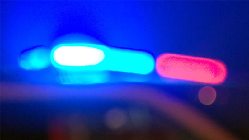 Suspect dies after suffering 'medical emergency' while allegedly breaking into Oakland home