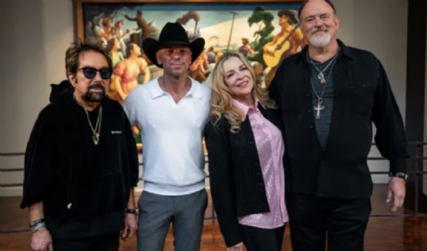 Kenny Chesney, June Carter Cash, And Tony Brown Inducted Into Country Music Hall Of Fame