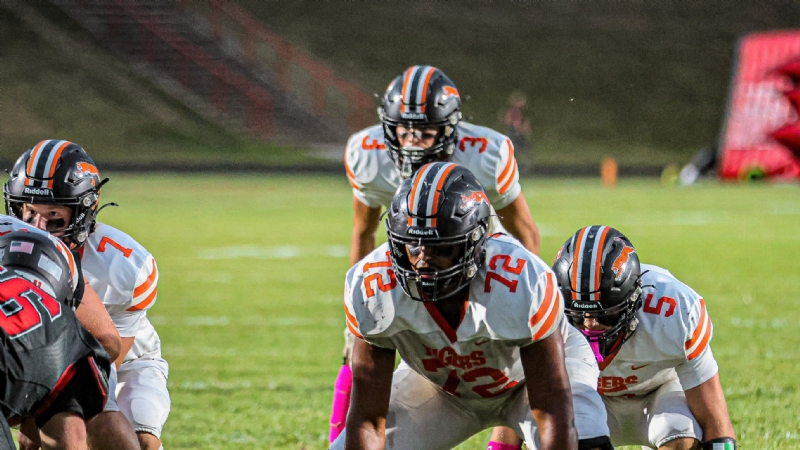 Hudson caps off undefeated season, rolls on Berrien Springs