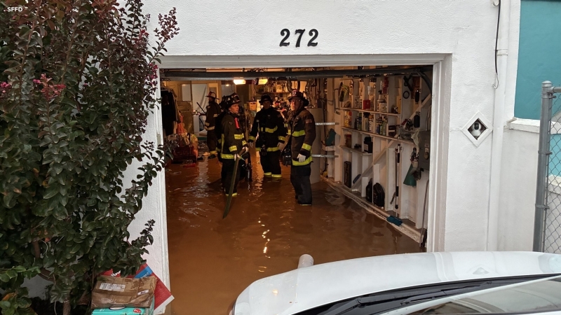 Large water main break floods San Francisco road, several homes