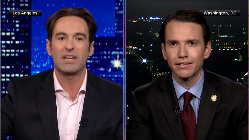 Republican congressman slams Republican Speaker for keeping Congress closed