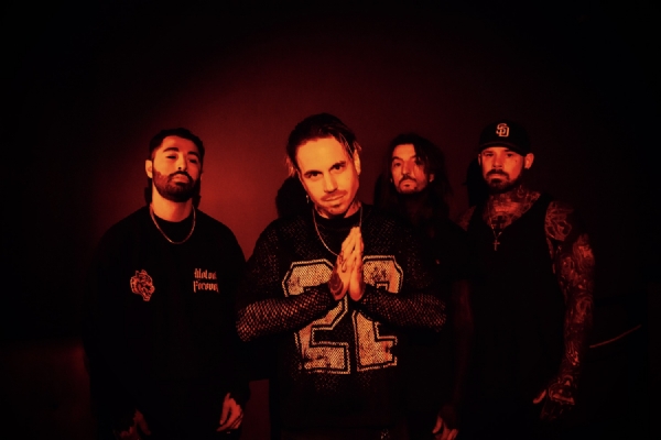 Outlier Release New Single "Crown" Featuring VRSTY