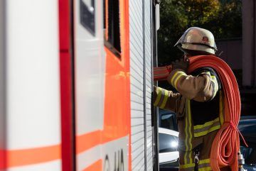 28 People Reportedly Displaced & Two Arrested In
Connection To Fire At Atlanta Apartment Complex