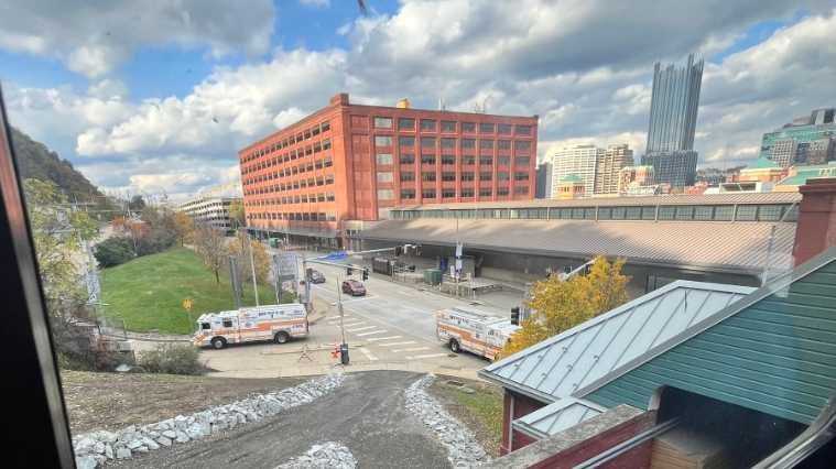 PRT: Mon Incline car becomes stuck on tracks with multiple passengers onboard