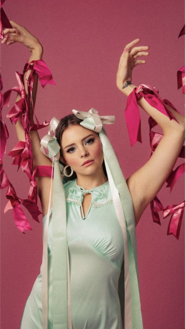 Breakout Artist Abbie Callahan to Release "Simon Says" on November 7