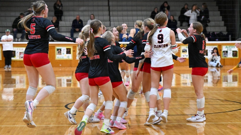 Clinton, Tecumseh lead Lenawee County volleyball teams heading to district finals