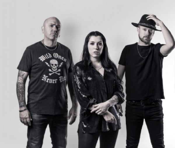 The Italian rockers IT'sALIE are pleased to unveil their new single, "Waiting For The Rain"