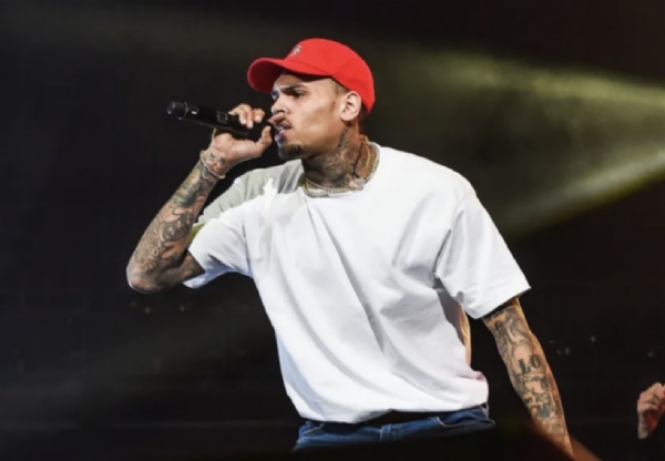 Chris Brown Claims Top Two Spots On R&B/Hip-Hop Airplay Chart, With "It Depends" Reaching No. 1
