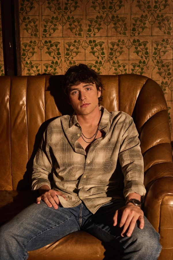 Vincent Mason Stakes His Claim As Country's Next Great Storyteller With His Debut Album There I Go