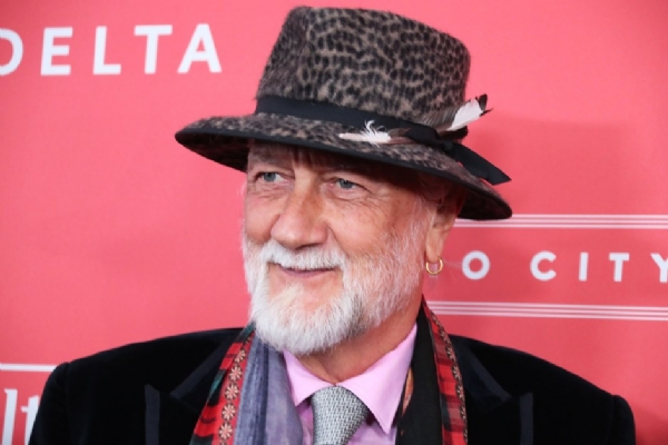 Mick Fleetwood Reunites With USC Marching Band For Halftime Performance Of Fleetwood Mac's "Tusk"